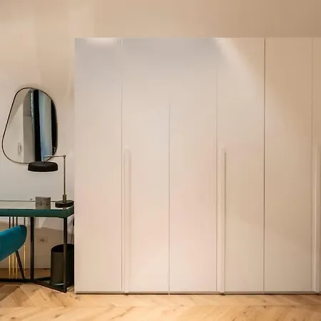La Scala Suite-Luxury Apartment-2